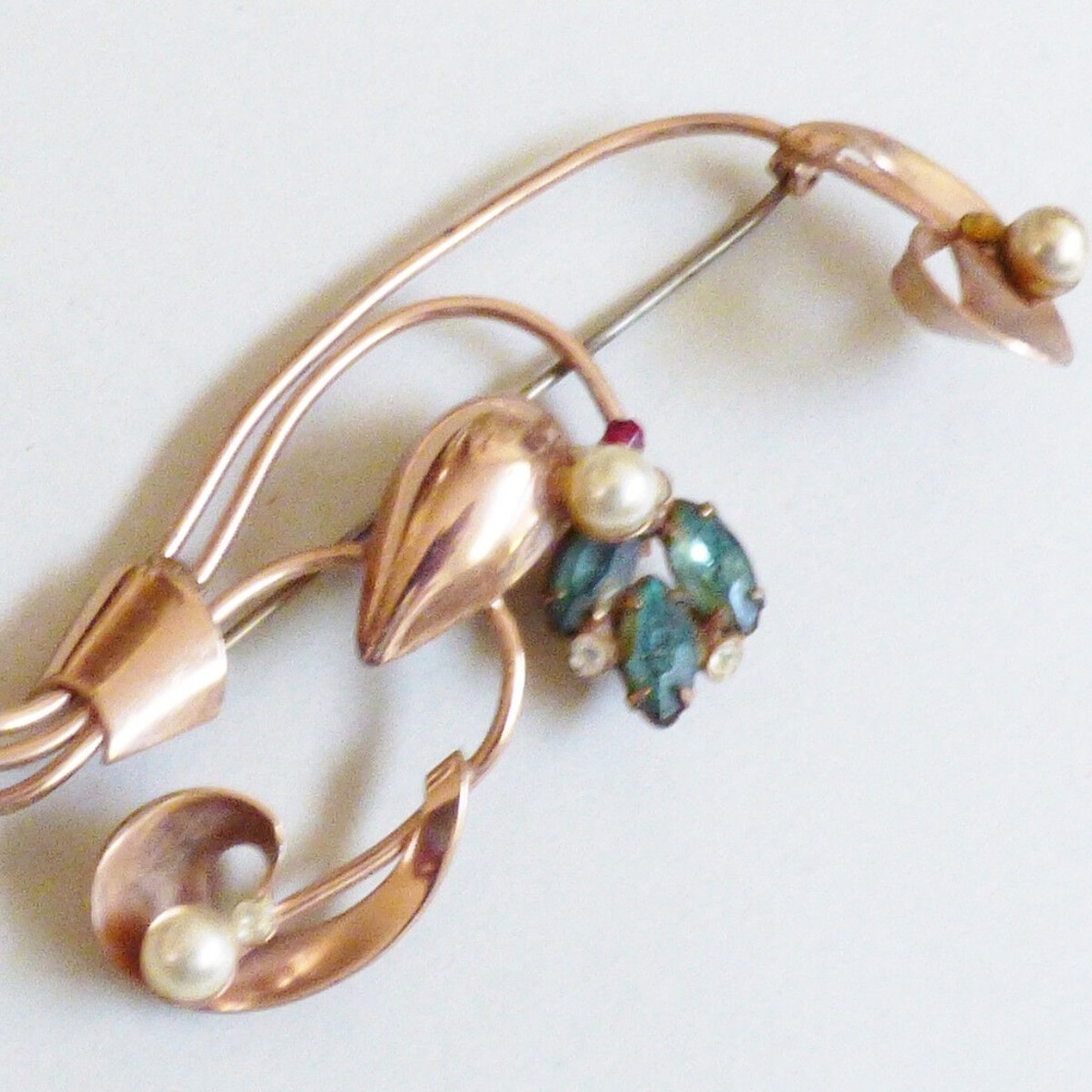 Vintage Large rose gold color Vermeil Floral Brooch Pin with Rhinestones